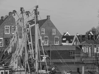 Fototapeta premium Das Fischerdorf Greetsiel in Ostfriesland