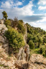 كهف قمة الجبل الاخضر - الاردن- The best cave on top of green mountain- Jordan