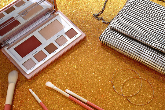 Natasha Denona Glam palette, eye cosmetics, Spain, Vitoria, December of 2022