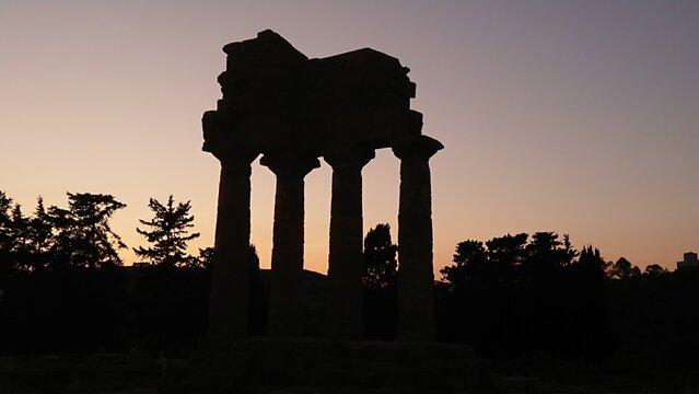 Temple de Junon ou temple d&rsquo;H&eacute;ra, parc arch&eacute;ologique de la Vall&eacute;e des Temples, Agrigente, Sicile, Italie.
