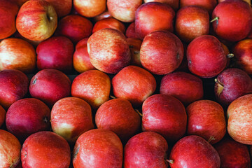 Organic red apples on the farmers market