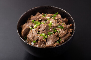 牛すじ丼
