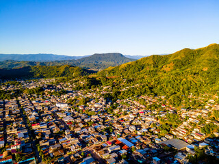 VISTA AEREA DE LA CIUDAD DE LA BELLA DURMIENTE, TINGO MARIA - PERU