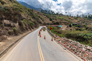 road repair for cars in a mountain area