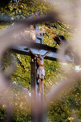 święta figura Jezus na krzyżu © Dariusz