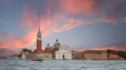 Fototapeta premium Beautiful sunset of the church of San Giorgio Maggiore and its bell tower, Venice, Italy