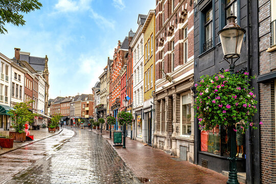 Roermond, Holland, Fu&szlig;g&auml;ngerzone Einkaufsstra&szlig;e