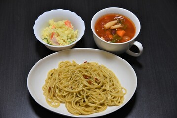 バジルと高菜のパスタセット