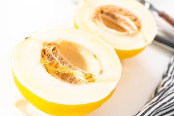 Golden dewlicious melon