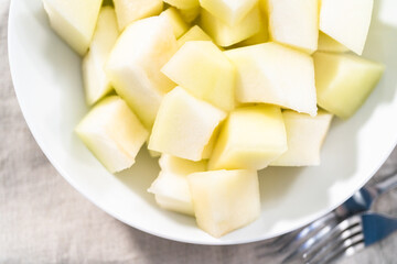 Golden dewlicious melon