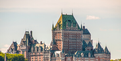 Obraz premium Magnificence of Hotel Chateau de Frontenac, Quebec Castle