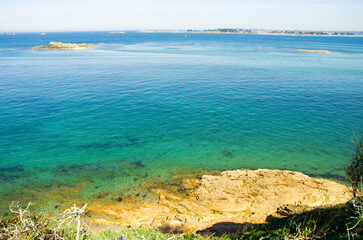 Obraz premium Coast of the Atlantic Ocean and low tide, sea on the coast of France