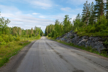 Der Olavsweg hier entlang des Mjøsa See zwischen Eidsvoll ud Hamar in Norwegen. Gudbrandsdalsleden...