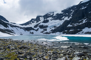 Obraz premium See Skagastølsvatnet und Gletscher Skagastølsbreen im Hurrunganegebirge, Norwegen