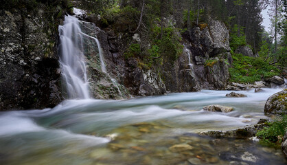 France, Nouvelle aquitaine, waterfall, river, walk