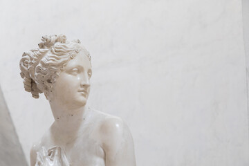 Venere Italica - Italian Venus - by Antonio Canova, 1811. Beautiful goddess statue in museum.
