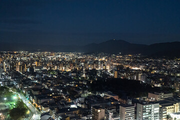 Fototapeta na wymiar 京都タワーから眺める、日本の京都の美し夜景