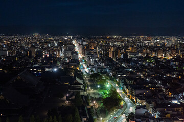 京都タワーから眺める、日本の京都の美し夜景