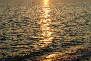 瀬戸内海の朝日