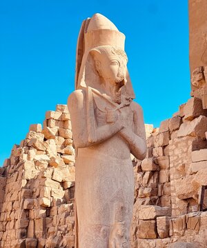 statue of the sphinx in Karnak pharaos temple 