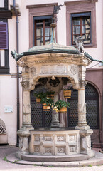 Old six-bucket well, Obernai, Alsace, France