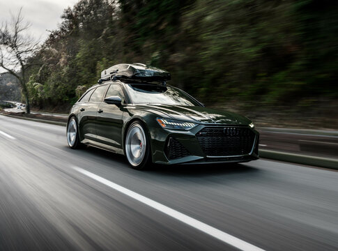 Seattle, WA, USA
January 1, 2023
Audi RS6