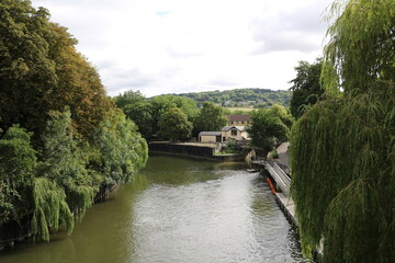 Fototapeta na wymiar The Avon River in Bath, England Great Britain