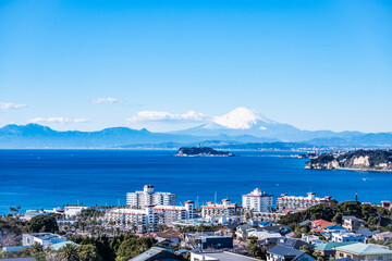 神奈川県逗子市披露山からの湘南江ノ島と富士山