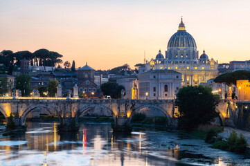 Fototapeta na wymiar Saint Peter's Basilica and River Tiber during sunset, Rome, Italy