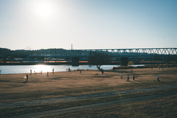 京王多摩川河川敷