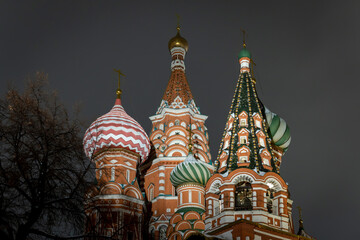 Fototapeta na wymiar Basil's Cathedral on Red Square in Moscow