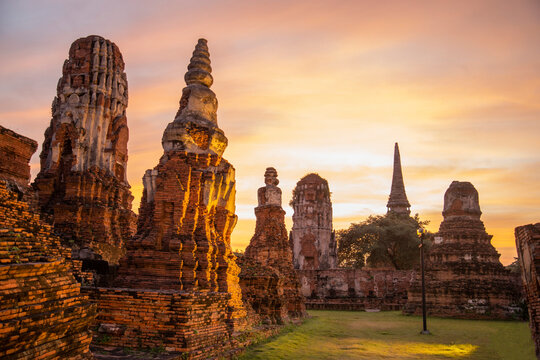THAILAND AYUTTHAYA WAT MAHATHAT