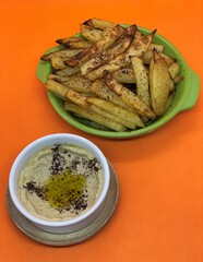 humous  and chips