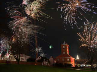 new years fireworks 2023 at the historic telegraph building in Brake Unterweser