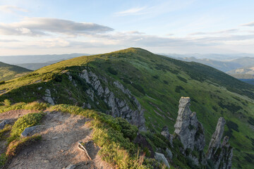 Fototapeta na wymiar Landscape of mountains. Shpytsy is one of the peaks of the Chornohora mountain range (Ukrainian Carpathians).
