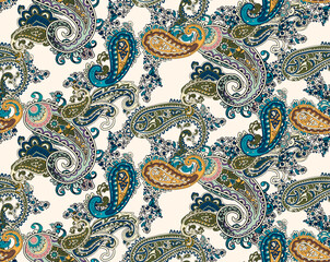 Floral seamless pattern with paisley ornament
