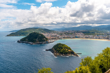 Fototapeta premium Views of the city of San Sebastián and Santa Clara Island from Mount Igeldo, Gipuzkoa