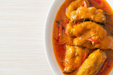 Redtail Catfish Fish in Dried Red Curry Sauce that called Choo Chee