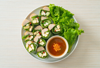 Vietnamese meatball wrap or Vietnamese salad roll or Namnueng or Nem Nuong