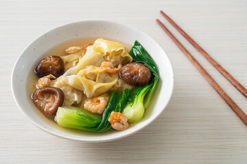 pork dumpling soup with shrimps and vegetable
