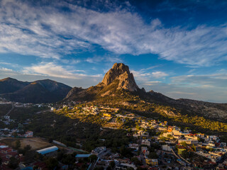 Peña de Bernal Querétaro, México © Emmanuel