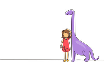 Single one line drawing little girl measuring her height with brontosaurus height chart on wall. Kid measures growth. Child measuring height. Continuous line draw design graphic vector illustration © Simple Line