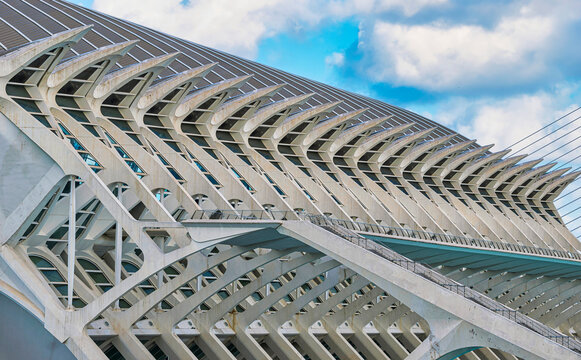 Arquitectura vanguardista del museo de las artes y ciencias de Valencia, España