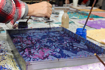 workshop with the art of marbling
