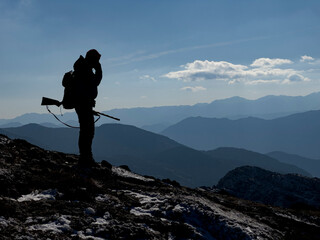 hunting plans and adventures of professional hunter in peak mountains