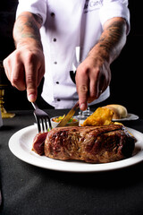 Propuesta gastronomica gourmet, lo mejor de la carne argentina. Bife de chorizo 