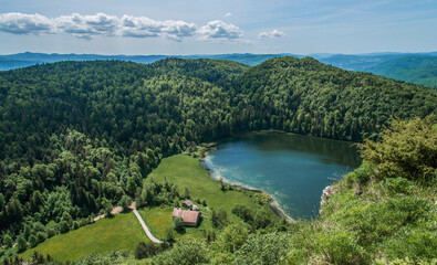 Lac d'Antre à Villards-d'Héria, Jura, France
