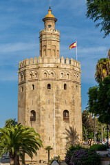 Fototapeta na wymiar Torre del Oro Sevilla Spanien