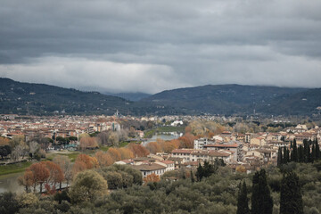 Fototapeta premium Cityscape of Florence with Arno river