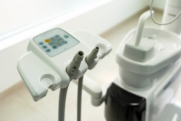 Detail dental cleaning machine with cleaning heads ready for use
